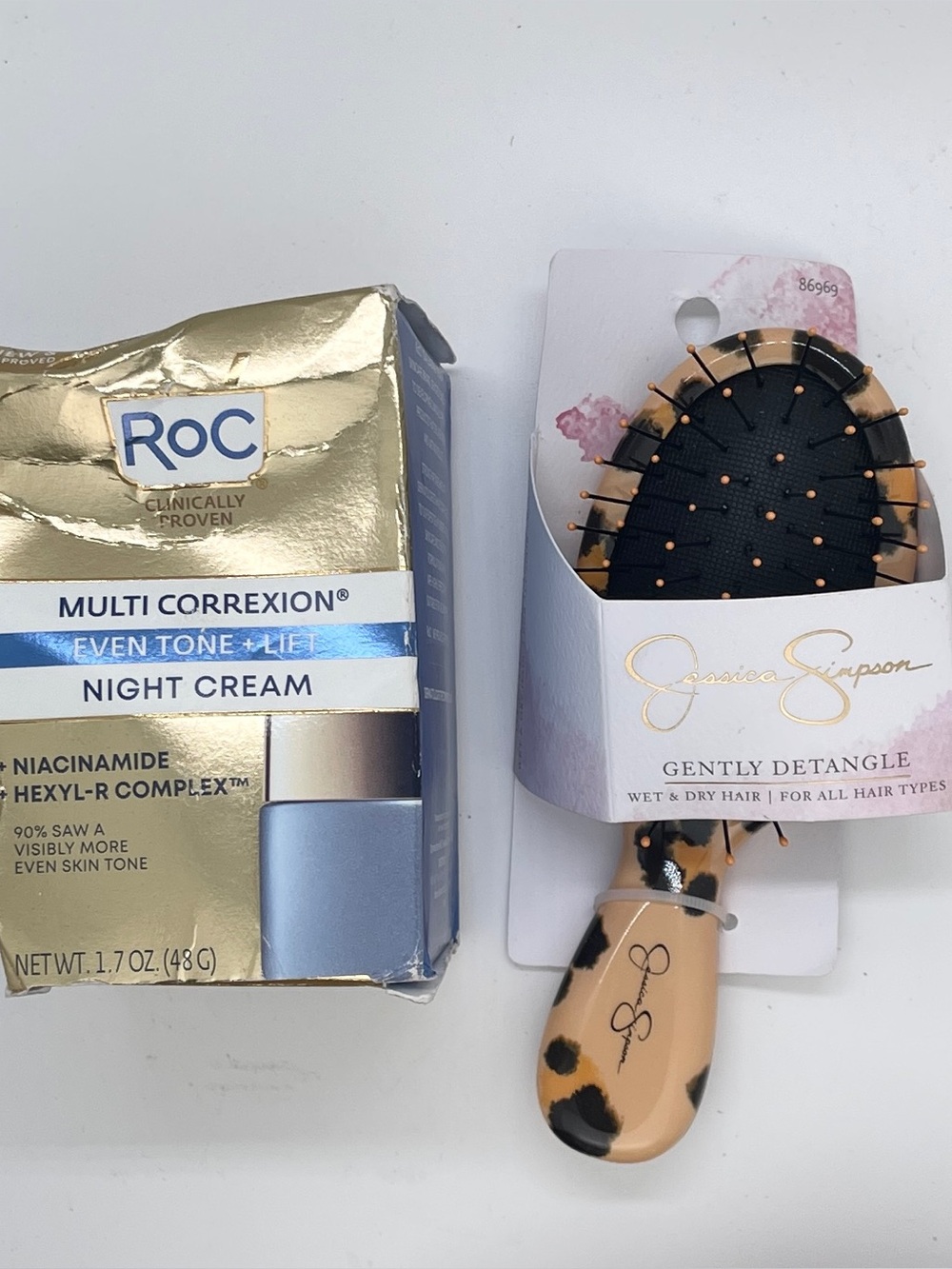 RoC Multi Correxion Even Tone + Lift Night Cream, 1.07 OZ **FREE GIFT**